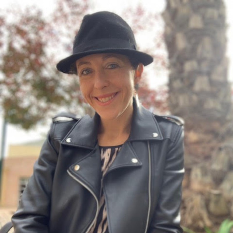 266: Trusting Yourself Around Abundance with Certified Weight Loss Specialist and Holistic Integrative Nutritionist, Lily Aronin